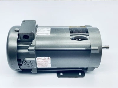 BALDOR CD5319 Industrial DC Motor 1hp 56C-Fr 5/8"-Shaft TEFC 90vdc 1750rpm - Image 1 of 4