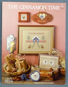 Foglietto Natalizio Modello Punto Croce 'È LA STAGIONE Il Tempo della Cannella 1985 - Foto 1 di 3