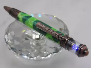 BEAUTIFUL HANDMADE LIGHTHOUSE BALL POINT PEN IN DUO GREEN COLORS - Picture 1 of 4