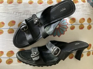 Mossimo Black Leather Double Strap Buckle Slide Sandals W/Heel SZ.9.5 Gr. Cond. - Picture 1 of 10