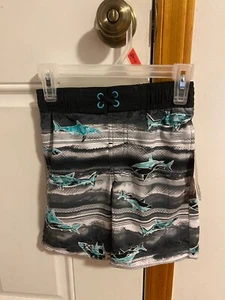 BRAND NEW BOYS SIZE X-SMALL 4-5 WONDER NATION 4 WAY STRETCH SWIM TRUNKS - Picture 1 of 10