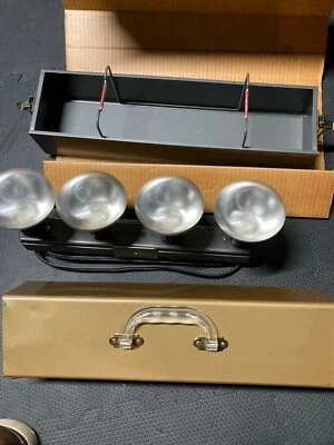 Vintage Smith-Victor GL43 Movie 4 Light Bar, w/ Original Box Case Griffith IND - Image 1 of 4