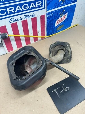 Ford Mustang Capri 1979 1981 1982 1986 hatchback montaje de cuello de llenado de combustible trasero Foto 1 de 4