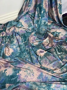 Tela elástica de lycra estampada de corbata de 1 mtr... 58"" de ancho (147 cm) - Imagen 1 de 5
