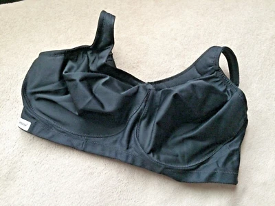 Glamorise 44G  Seamless Black Soft Cup Sports Bra Style 1006 NWOT - Image 1 of 4