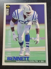 1995 Collector's Choice Football #136 Tony Bennett *BUY 2 GET 1 FREE*