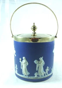 FABULOUS ANTIQUE WEGWOOD JASPERWARE BISCUIT COOKIE BARREL ST #14671 - Picture 1 of 11