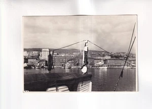 F5644) Ansichtskarte, RIJEKA - Boote mit Stadt - 1954 - Picture 1 of 2