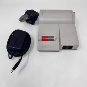 Consola de carga superior Nintendo NES 101 de colección Japón adaptador RF prueba de alimentación funciona - Imagen 1 de 7