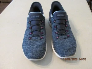 Skechers Summits Dazzling Haze Navy  Women's Slip-Ins Sneaker 9.5 Tennis Shoes - Picture 1 of 5