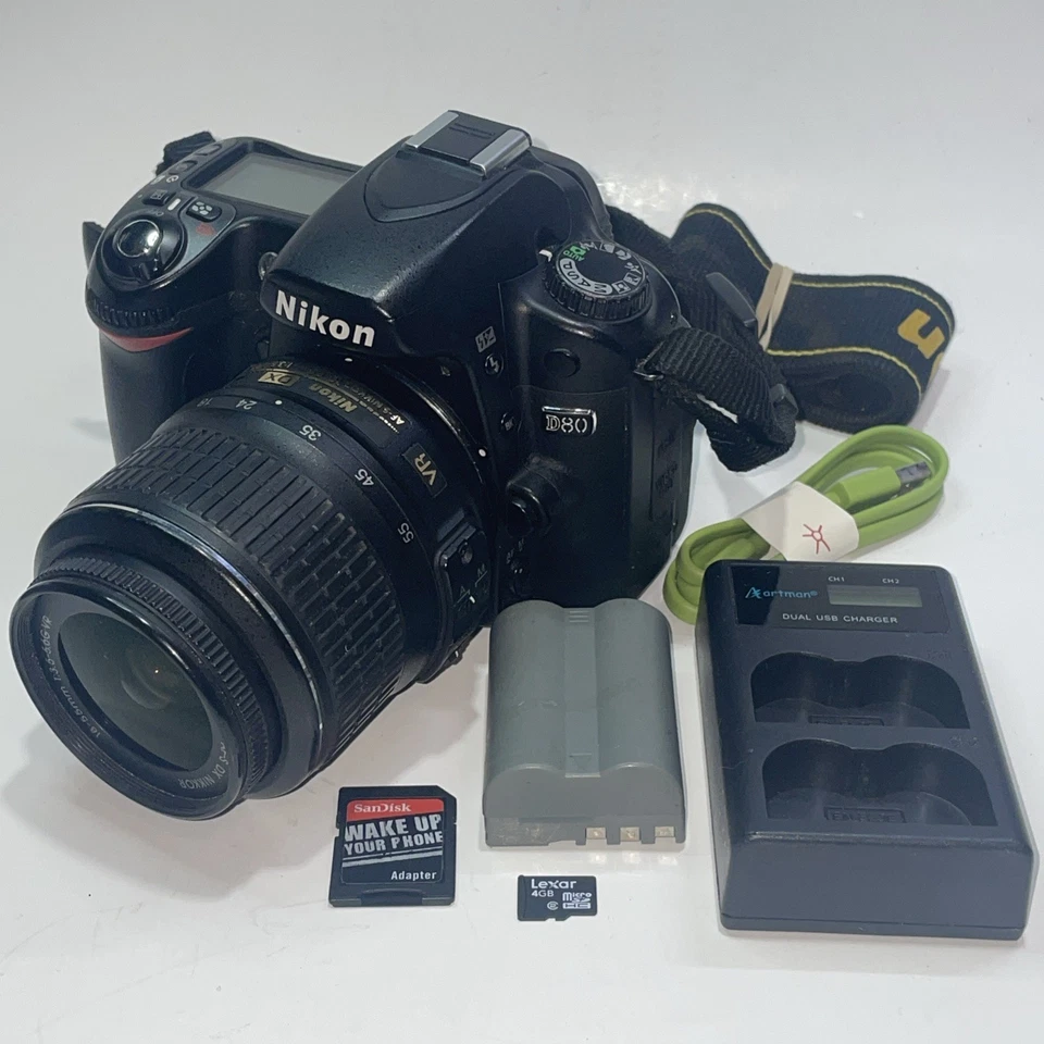 Cámara digital Nikon D80 10,2 Mp SLR DX VR AF-S Nikkor 18-55 mm con carga probada Foto 1 de 4