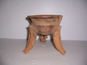 Trípode de cerámica precolombino Panamá frasco pierna de sonajero 6 1/4" de alto - Imagen 1 de 12