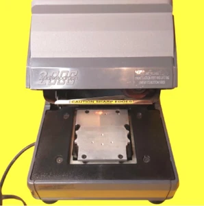 🔥 NEWBOLD ADDRESSOGRAPH MODEL 2000 SERIES ELECTRIC IMPRINTER 3" IMPRINT STROKE - Picture 1 of 6