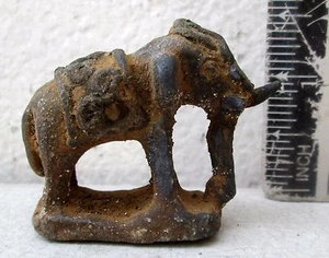 SUPER RARE! Hariphunchai Period Bronze Regal Elephant Relic - Picture 1 of 2