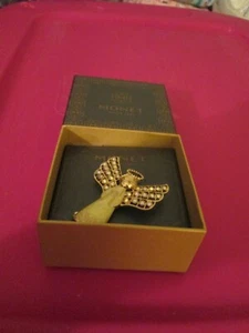 MONET ANGEL PIN - Picture 1 of 2