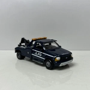2000 00 Ford F-450 Tow Truck Collectible 1/64 Scale Diecast Diorama Model - Picture 1 of 5