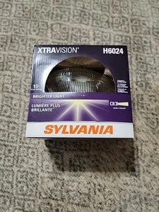 SYLVANIA - H6024 XtraVision (7 inch Round) Sealed Beam Headlight - Halogen,1 Pc. - Foto 1 di 2