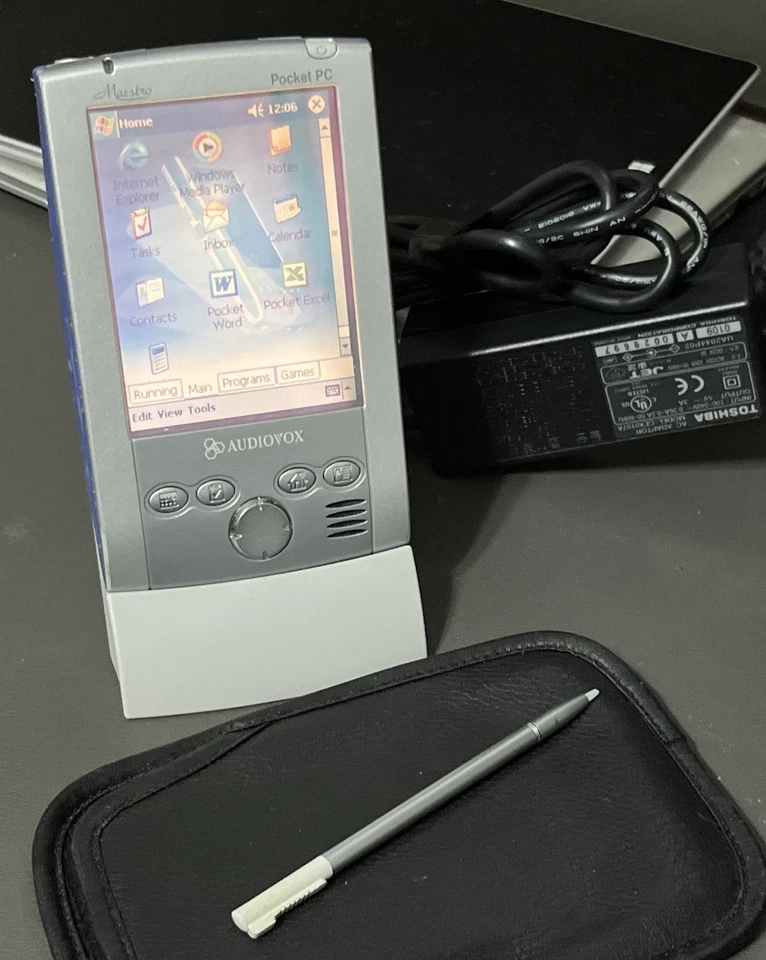 Computadora portátil Toshiba Audiovox Pocket Windows PC batería nueva, base de carga Foto 1 de 4