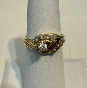 14k Gold And Diamond Wedding Ring Set Size 6 And 4 Grams - Picture 1 of 5