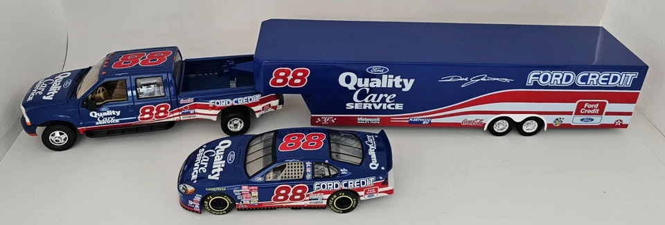 BROOKFIELD 1/24 #88 DALE JARRETT FORD QUALITY CARE 3 PIECE SET W TRAILER NO BOX - Image 1 of 4