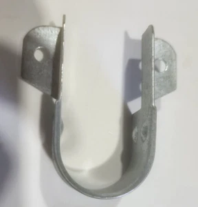 1-1/2"  Two Hole  CPVC 90 degree Side Mount Strap 625-214 Globe Pipe  Lot of 100 - Picture 1 of 1