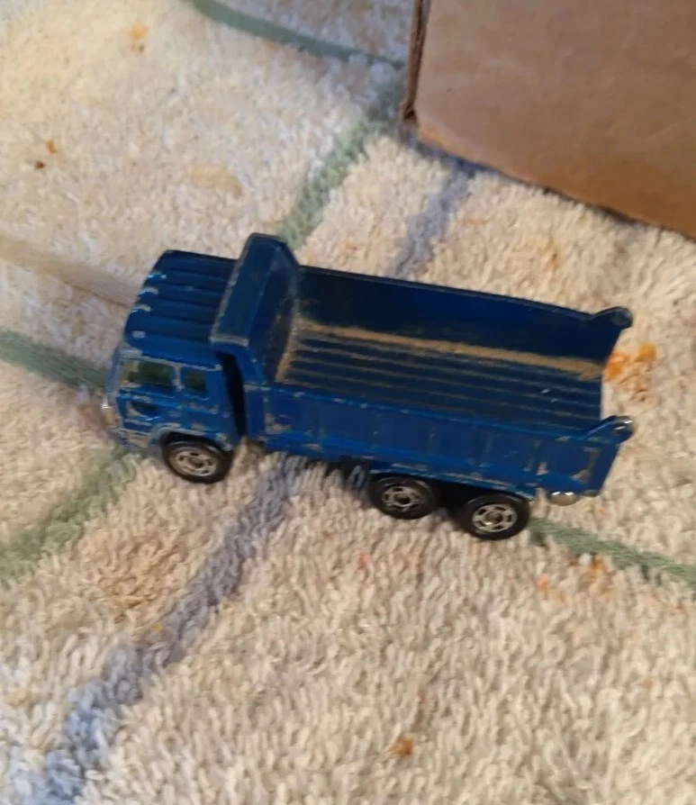  Camión de volteo Tomica 52 Hino Dolphin 1989 descontinuado Tomy Foto 1 de 4