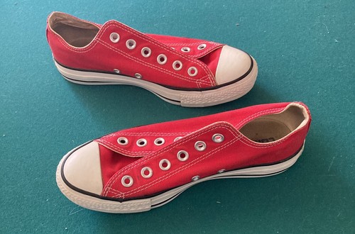 Scarpe Converse All Star taglia 5 uomo 7 donna colore rosso senza lacci ottime condizioni