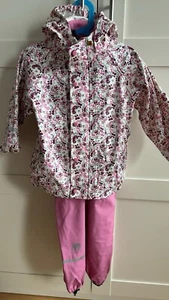 REGENJACKE & REGENHOSE - CELAVI - GRÖSSE 98/104 - ROSA - SCHMETTERLINGE - Bild 1 von 9