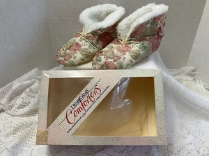 Dearfoams Edredones Botas Florales Acolchadas Forradas Cálidas Resistentes al Deslizamiento Nuevas de Lote Antiguo Pequeñas - Imagen 1 de 8