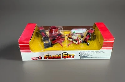 Juego agrícola Ertl 1:64 Case IH - 2594 tractor con maquinaria agrícola - 6 piezas USADO Foto 1 de 4