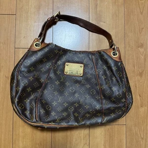 Louis Vuitton Galliera PM Monogram Shoulder Bag M56382 Discontinued - Picture 1 of 11