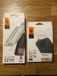 Spigen Glas.tR EZ Fit Privacy Screen + lens protector iPhone 16 Pro (1 pc only) - Picture 1 of 3