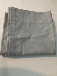 Panel de cortina con bloqueo de luz gris Room Essentials 42" x 83" - Imagen 1 de 2