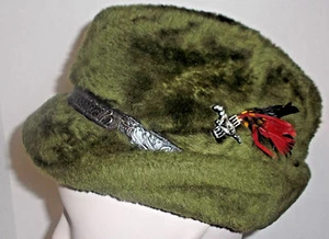 TIROL MOUNTAIN HAT Size Small Faux Fur Green with Horse Pin Made in Europe - Picture 1 of 10