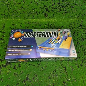Mastermind Game The Battle To Break The Code Hasbro New And Sealed 2000 NIB - Picture 1 of 5