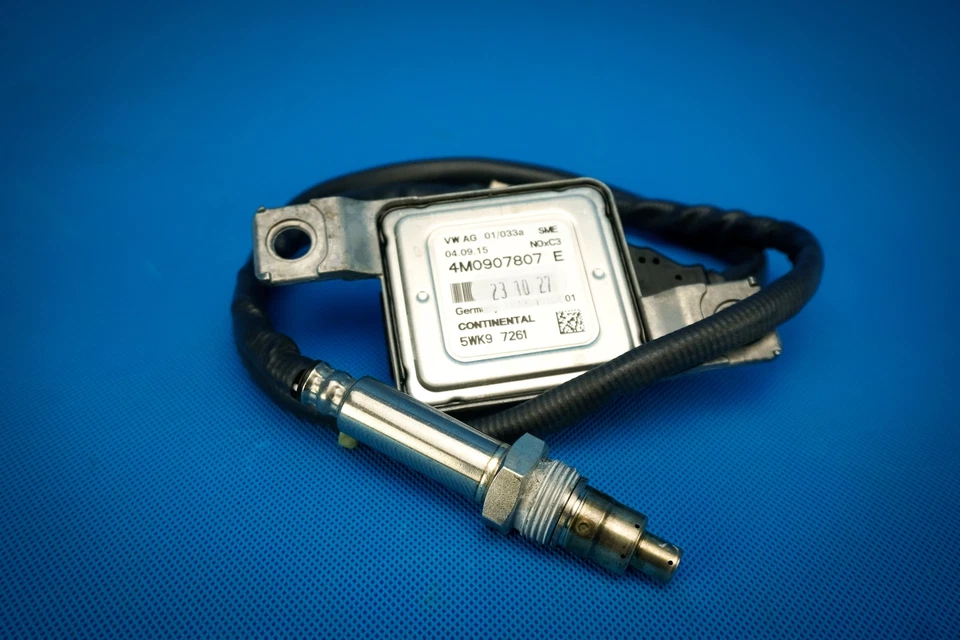 Audi Q7 4M 3.0TDI NOX sensore di particelle 4M0907807E - Immagine 1 di 3