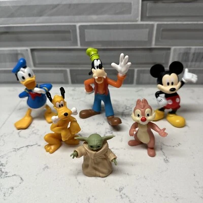 Figuras de acción de Disney, Mickey Mouse, Plutón, Donald, Goofy, Yoda y Chipmunk Dale Foto 1 de 4