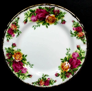 Vintage Royal Albert 1962 Old Country Roses Bread & Butter Plate 6 1/4" - Picture 1 of 3