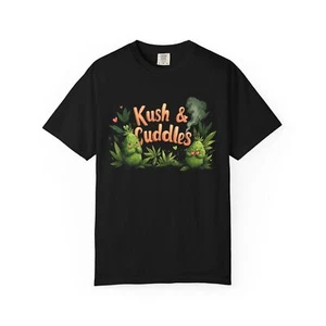 Kush & Cuddles Unisex T-Shirt, Lustiges Kiffer Geschenk, Cannabis Tee, 420 Bekleidung, - Bild 1 von 4