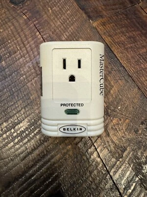 Belkin Master Cube Phone Line Surge Protection Home Office Portable F50594-TEL - Image 1 of 4