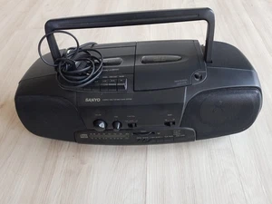 Ghettoblaster/Boombox Sanyo MCD-Z7F, teildefekt - Bild 1 von 11