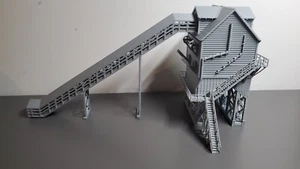 N Scale Coaling Tower building 1:160 - Picture 1 of 6