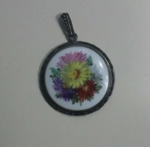 Wonderful MEISSEN Sterling Silver Hand Painted Flowers Porcelain Pendant - Picture 1 of 9