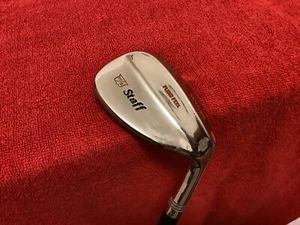 Wilson Staff Fluid Feel Red Button 1970's S Sand Wedge Steel Shaft RH 35.50" - Picture 1 of 6