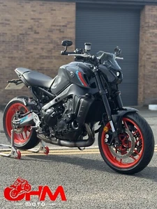Yamaha MT-09 - Picture 1 of 18