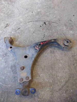 Оригинальный передний нижний рычаг управления для KIA Forte 2010-2013 годов выпуска под правую руку со стороны пассажира 545011M100 - Изображение 1 из 2