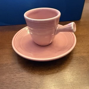 Fiesta Ware Stabgriff Demitasse Tasse & Untertasse eine rosa/lachs - Bild 1 von 7