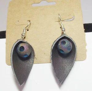 Handcrafted Genuine Leather Earrings Grey With Beads - Picture 1 of 1