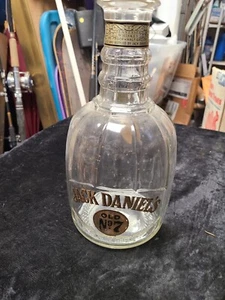 Botella Jack Daniel's jarra de medio galón vintage 90 prueba sin tapa 11" de alto - Imagen 1 de 6