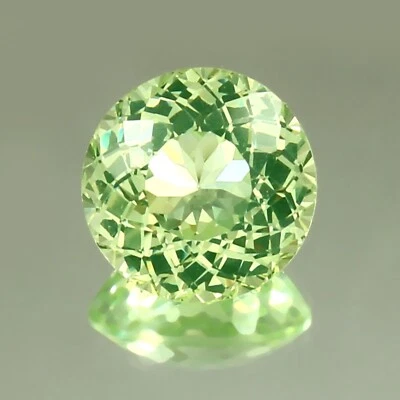Corte redondo crisoberilo de Ceilán de 12 mm | Gema de piedra de nacimiento de junio impecable 9,50 quilates Foto 1 de 4